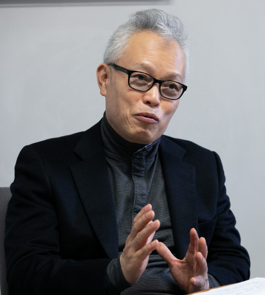 백용호 이화여대 정책과학대학원 교수·前 청와대 정책실장  박동욱기자 fufus@